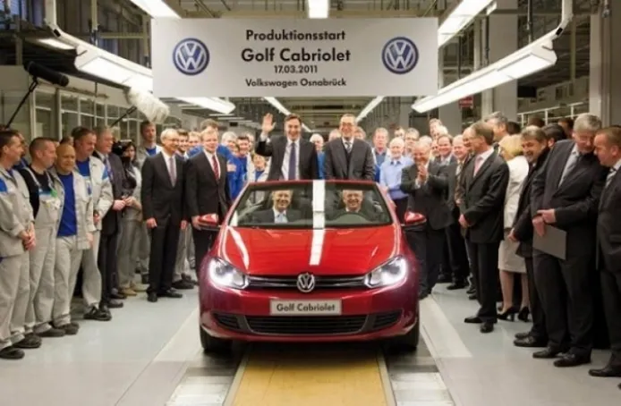 Volkswagen comienza la producción del Golf Cabrio