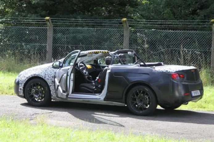 Vídeo y fotos espía del Opel Astra Cabrio 2012