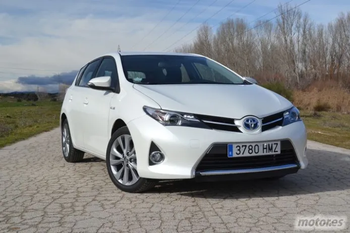 Prueba Toyota Auris Hybrid Advance