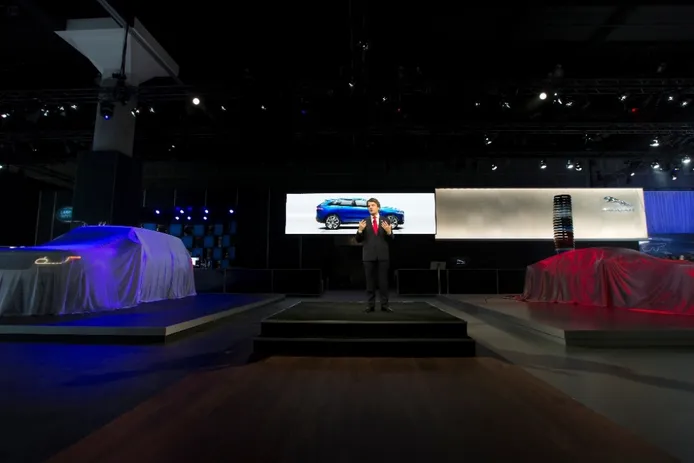 Range Rover L 2014, presentado en el Salón de Los Ángeles