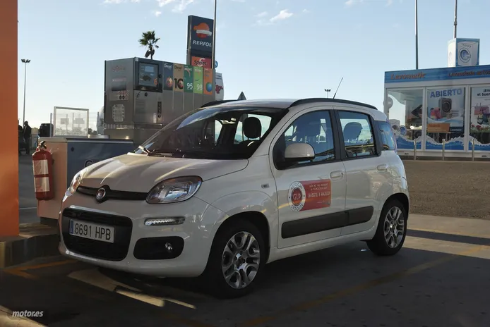 FIAT Panda 1.2 GLP contra Peugeot 108 1.2 VTi: consumo y economía (II)