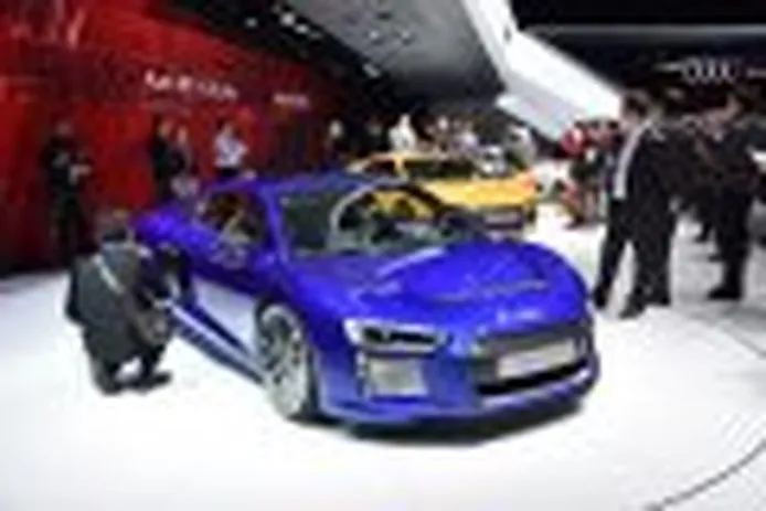 Audi R8 e-tron 2015, con 450km de autonomía eléctrica 