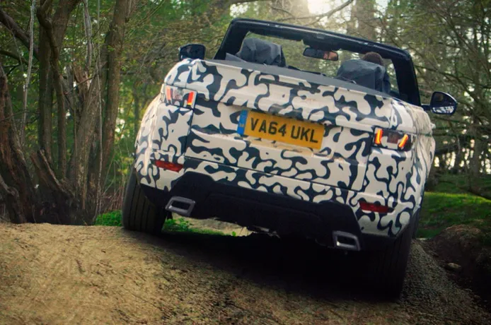 El Range Rover Evoque Convertible pone a punto su capacidad offroad