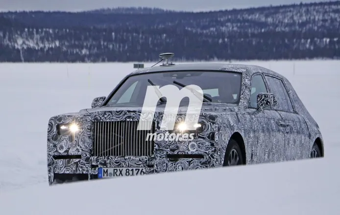 El Rolls-Royce Phantom 2018 también se prepara sobre la nieve
