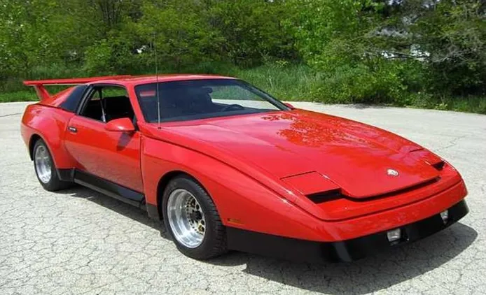 Pontiac Tojan: cuando General Motors quiso crear un rival para el Ferrari 308 