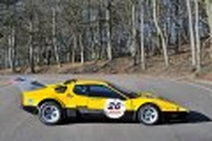 Los raros y veteranos Ferrari amarillos de competición: Berlinetta Boxer 512 de 1978