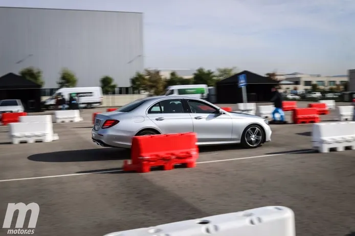 Probamos el Intelligent Drive del Mercedes Clase E, el futuro a día de hoy