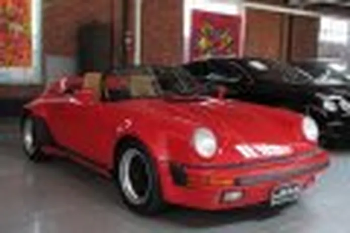 Un Porsche 911 Carrera Speedster de 1989 a estrenar en eBay