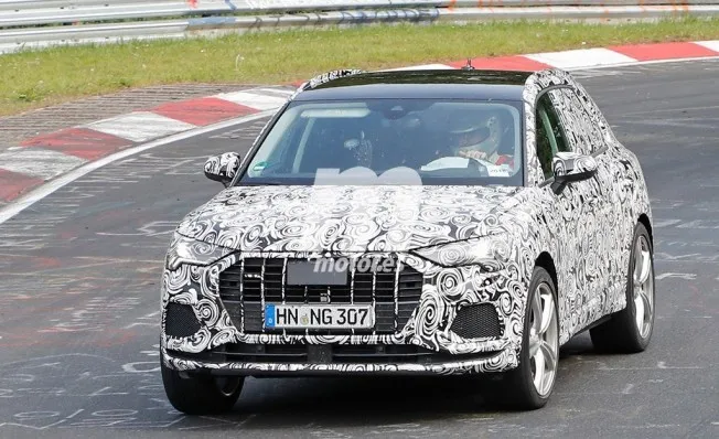 Audi RS Q3 2019 - foto espía Audi RS Q3 2019 - foto espía