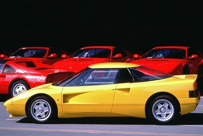 Los raros y veteranos Ferrari amarillos: el Ferrari 408 4RM experimental de 1988