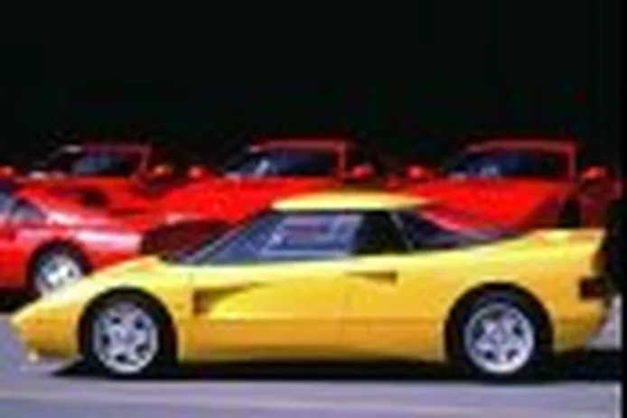 Los raros y veteranos Ferrari amarillos: el Ferrari 408 4RM experimental de 1988
