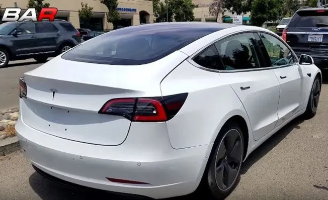 Tesla Model 3 Tesla Model 3