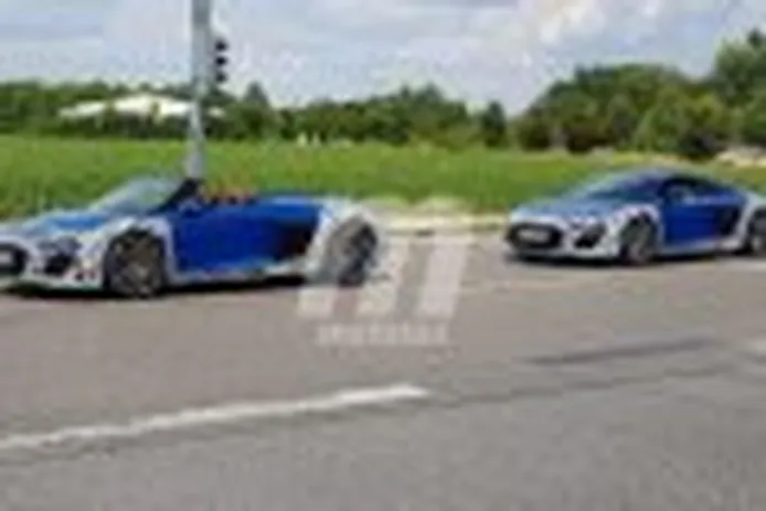 Nuevas fotos espía muestran dos prototipos de los Audi R8 Spyder y R8 Coupé en pruebas