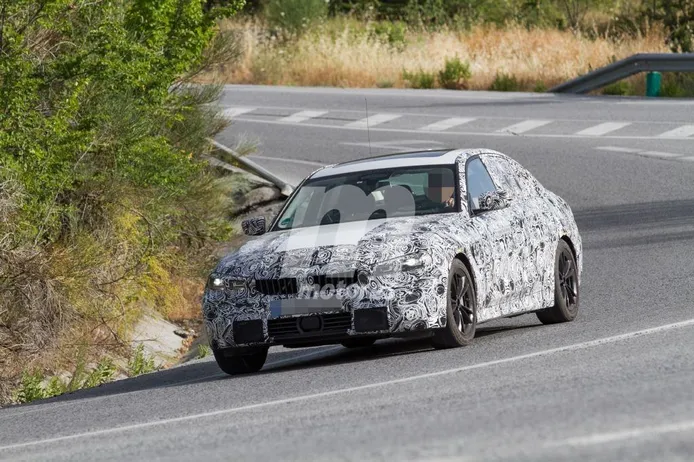 El nuevo BMW Serie 3 híbrido cazado en su configuración definitiva