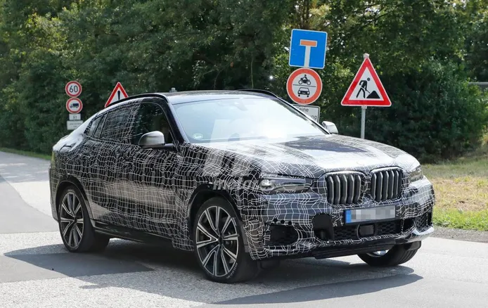 La nueva generación del BMW X6 ya rueda en Europa