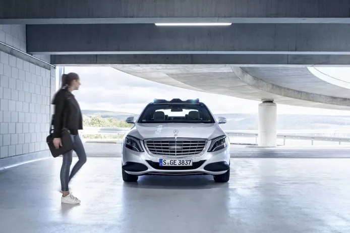 Mercedes presenta un demostrador de tecnología de conducción autónoma basado en el Clase S