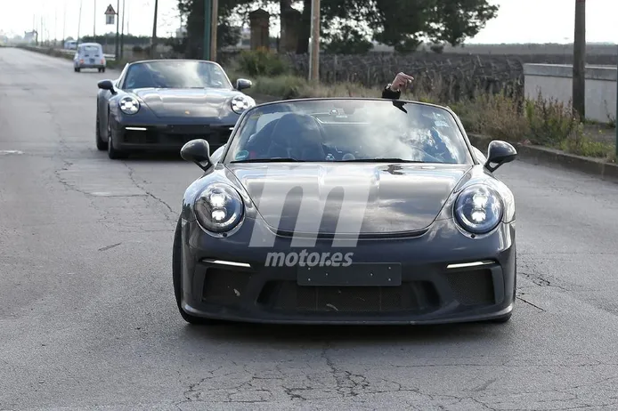 El nuevo Porsche 911 Speedster, cazado en unas pruebas sin techo