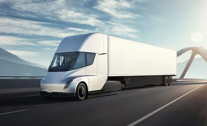 La producción del Tesla Semi se retrasa, el camión eléctrico llegará en 2020
