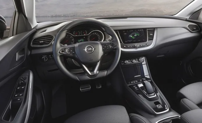 Opel Grandland X Hybrid4 - interior