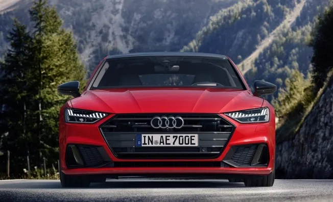 A7 Sportback 55 TFSI e quattro - frontal