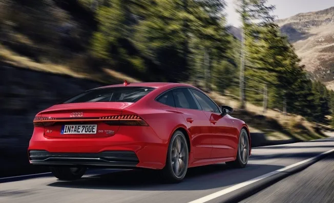 A7 Sportback 55 TFSI e quattro - posterior