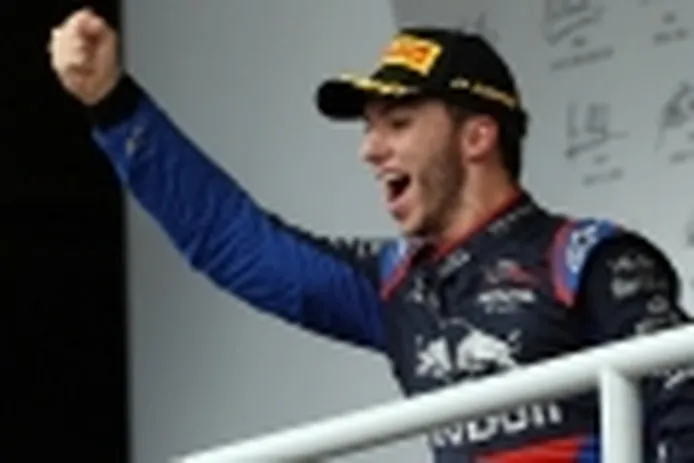 Gasly consigue su primer podio en la F1 tras una espectacular 'drag race' con Hamilton