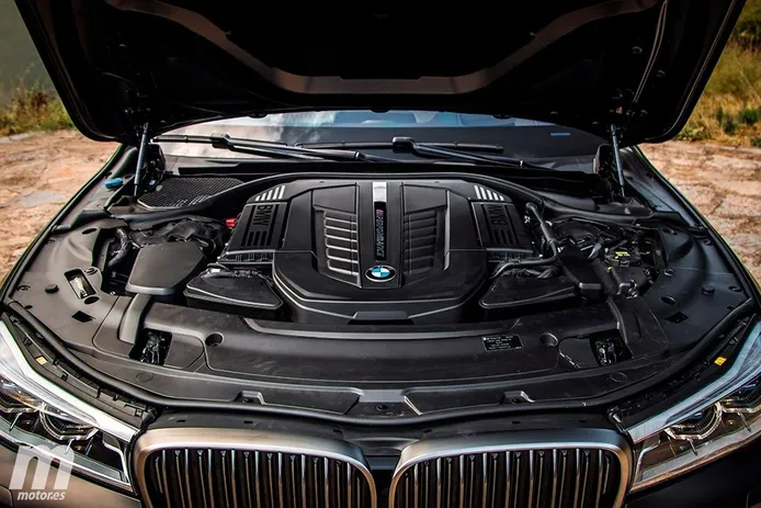 Las estrictas emisiones y los elevados costes sentencian el motor V12 de BMW
