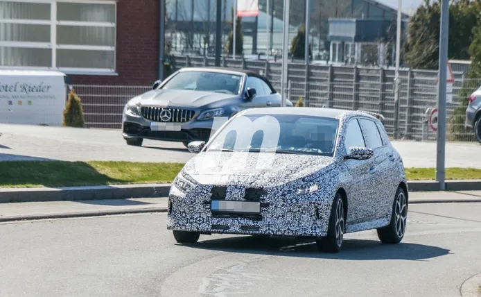 El nuevo Hyundai i20 N rueda más destapado en unas nuevas fotos espía en Nürburgring