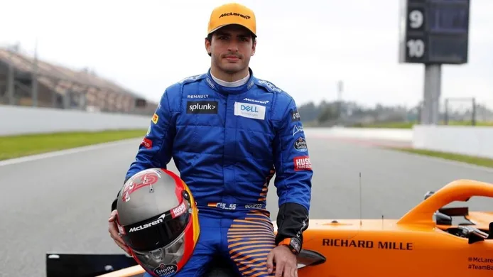 Sainz y el interés de Ferrari: «No me creo nada, veo mi futuro en McLaren»