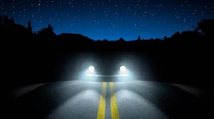 Todas las luces del coche y cómo se utilizan