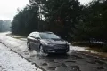 Mi coche hace ruidos en los baches ¿por qué?