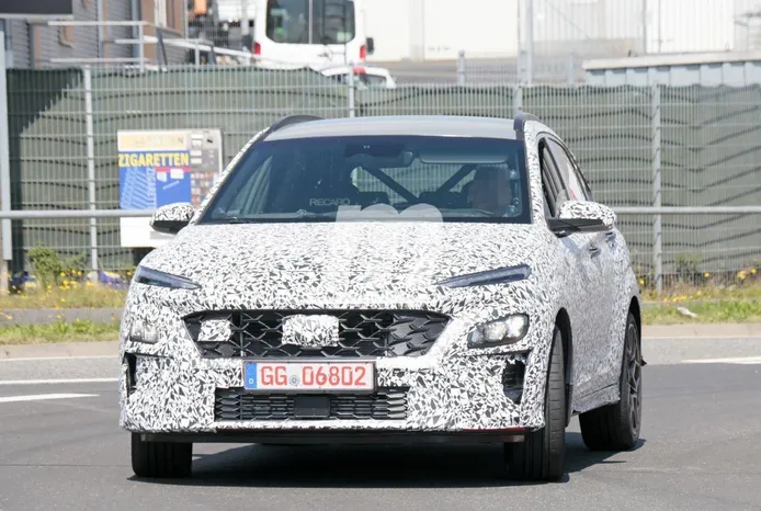 El nuevo Hyundai Kona N, cazado más destapado en los alrededores de Nürburgring