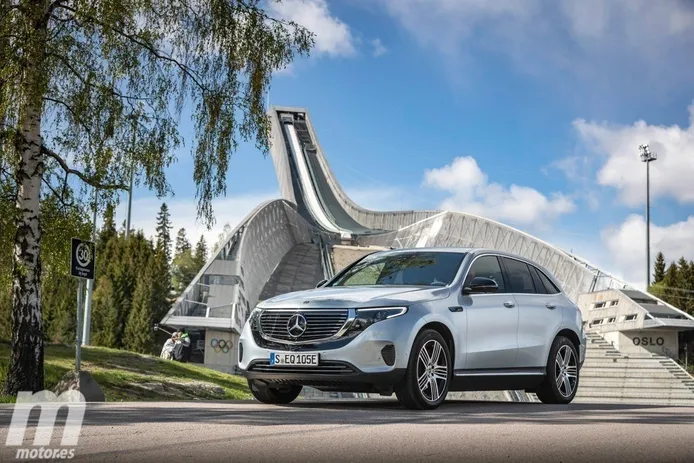 El Mercedes EQC recibirá novedades de equipamiento en 2021