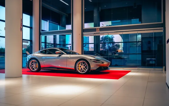El Ferrari Roma ya está en España, el lujo discreto según Maranello