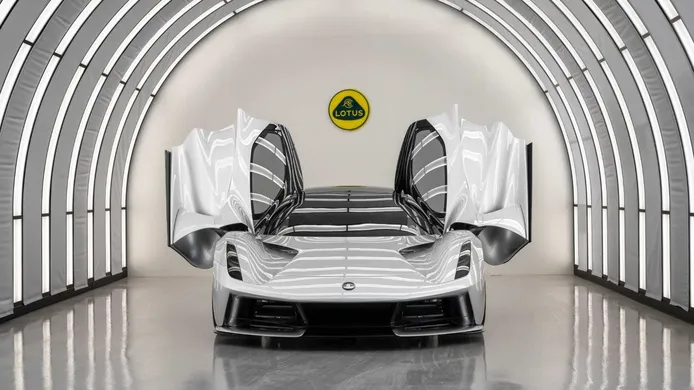 Lotus anuncia la creación de una nueva plataforma eléctrica ultraligera