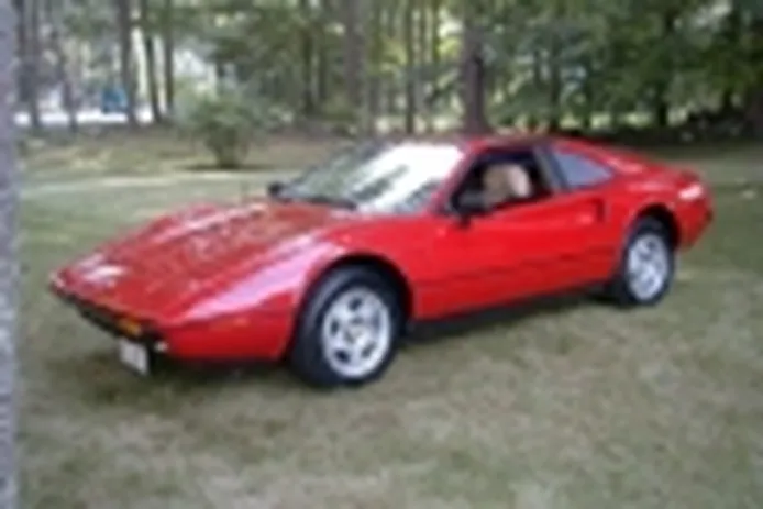 Cuando General Motors vendía réplicas Ferrari en sus concesionarios oficiales