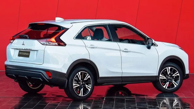 Mitsubishi Eclipse Cross 2021 - posterior