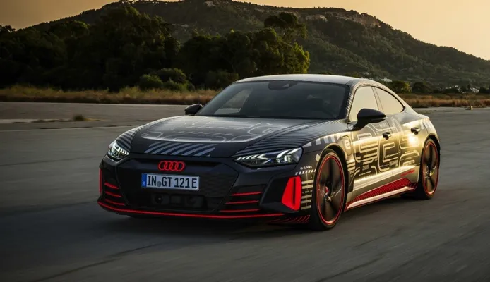 Audi RS e-tron GT Prototype: Audi Sport anticipa el primer RS eléctrico que llegará en 2022