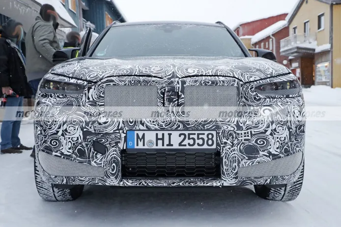 El BMW X3 M Facelift 2022 posa en fotos espía en las pruebas de invierno
