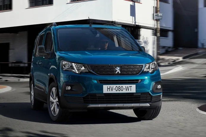 Peugeot e-Rifter, llega la furgoneta eléctrica del León para pasajeros