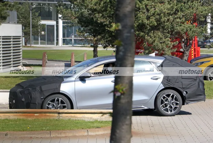 Fotos espía del KIA ProCeed Facelift 2022, nuevo aire para el Shooting Brake coreano