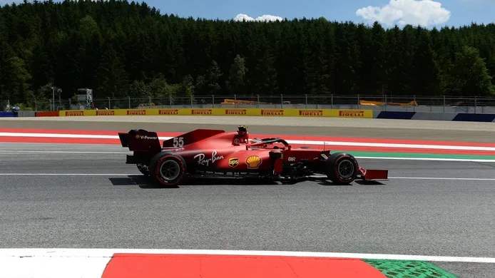 Paliza de Ferrari con el ritmo de carrera en mente: «Nos vemos mejor que en Francia»