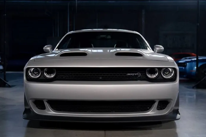 El vetusto Dodge Challenger vuelve a superar al Mustang y al Camaro en ventas