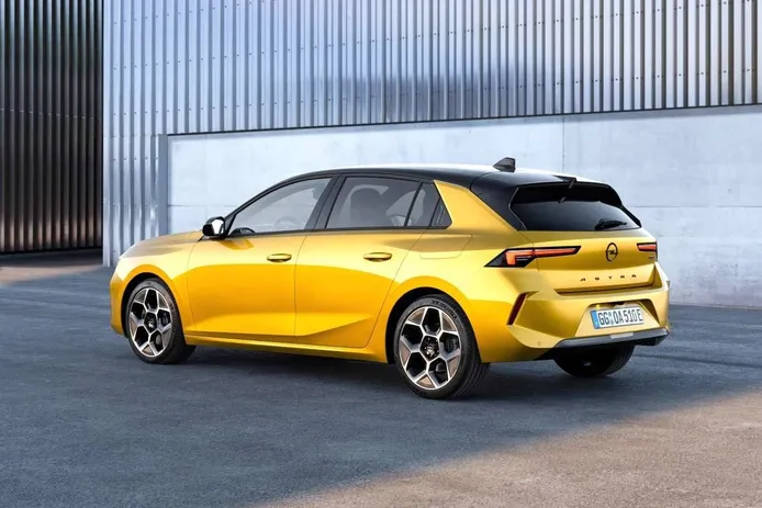 Foto Opel Astra 2022 - exterior