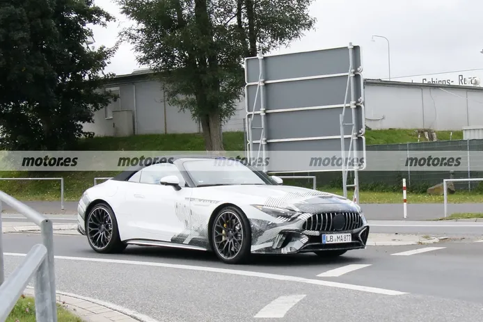 El nuevo Mercedes SL 2022 posa en fotos espía ¡destapado!