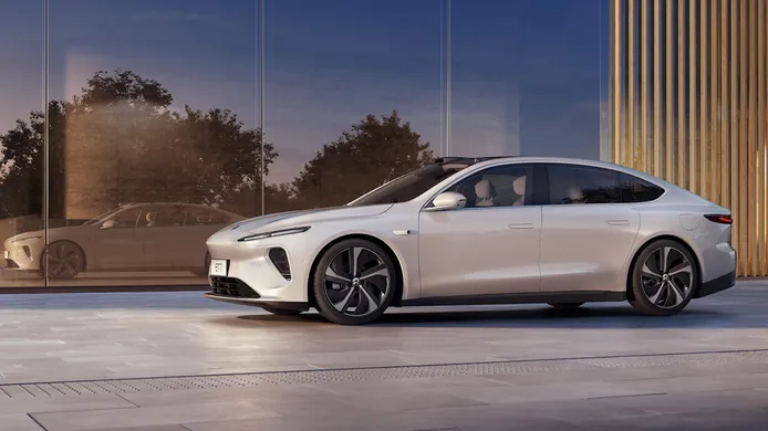 Nio abre la puerta a fabricar sus coches eléctricos en Europa