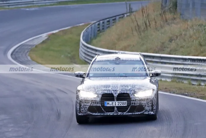 El nuevo BMW M3 Touring 2022 pone al límite los frenos en unas pruebas en Nürburgring
