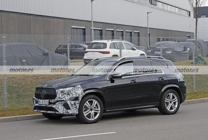 Foto espía Mercedes GLE Facelift 2022 - exterior