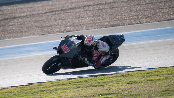 Nakagami marca el ritmo en el primer día del test de MotoGP en Jerez