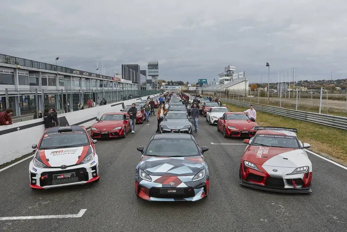 El primer Toyota GR Day reunió el presente y pasado deportivo de la marca en el Circuito del Jarama